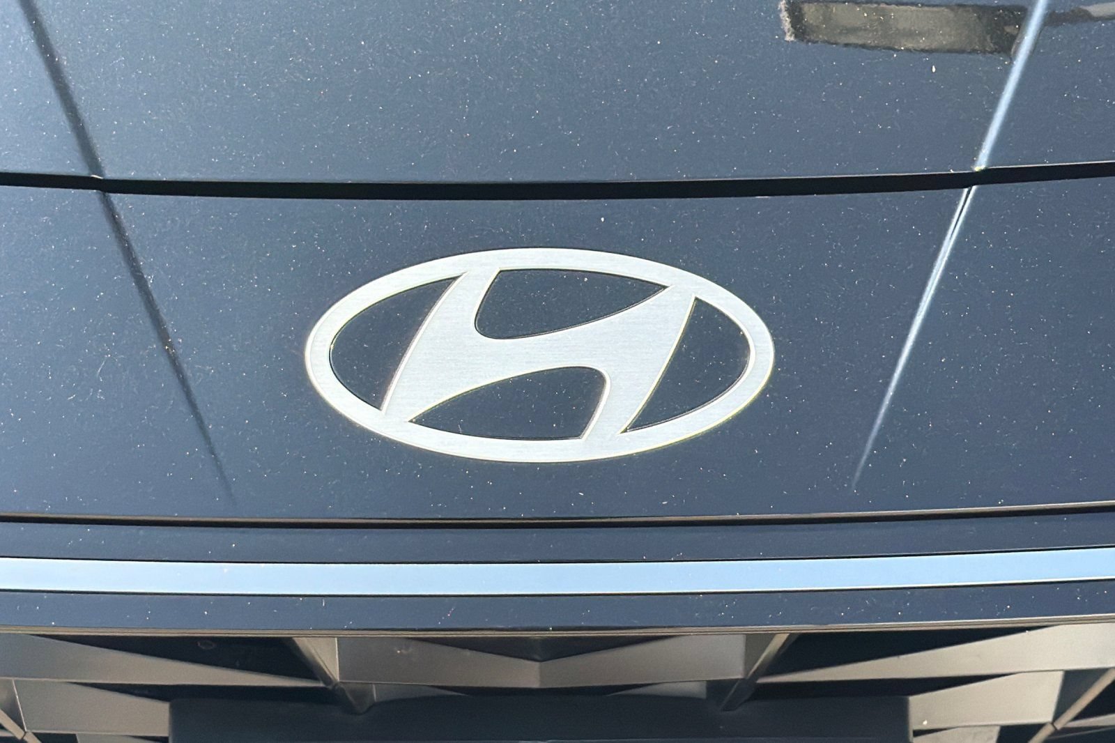 Used 2024 Hyundai Elantra Limited FWD image 38