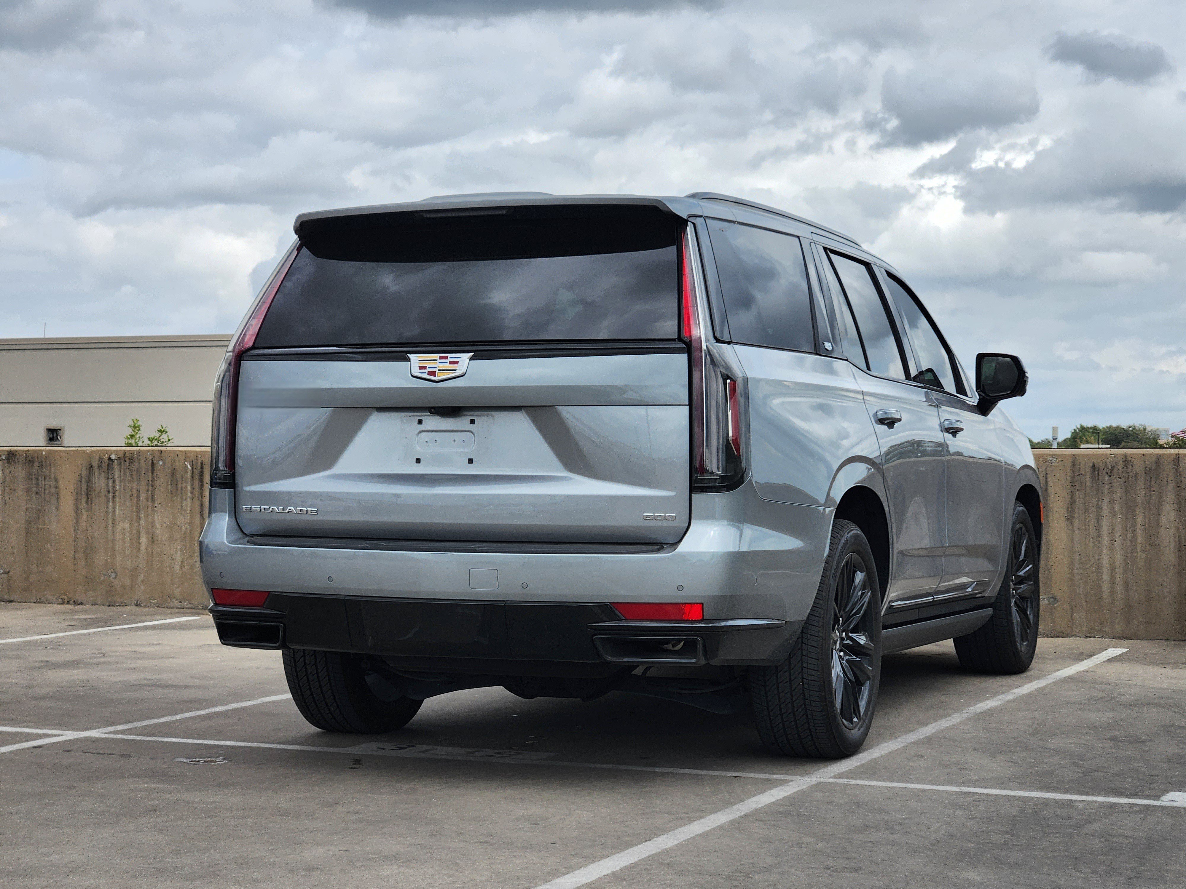 Used 2024 Cadillac Escalade Sport w/ Touring Package AWD/4WD image 8