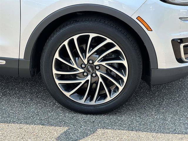 Used 2019 Lincoln Nautilus Reserve w/ Driver Assistance Package AWD/4WD image 7