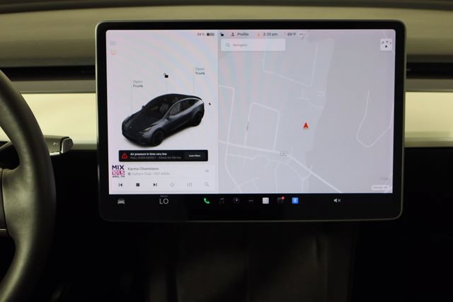 Used 2021 Tesla Model Y Long Range AWD/4WD image 27