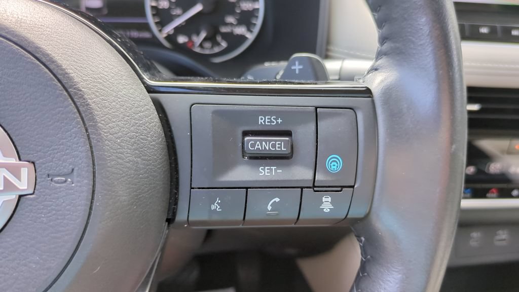 Used 2023 Nissan Rogue SL w/ SL Premium Package FWD image 22