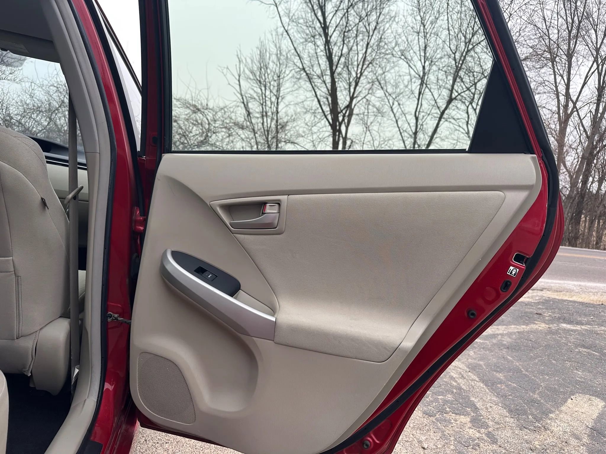 Used 2012 Toyota Prius Three image 33