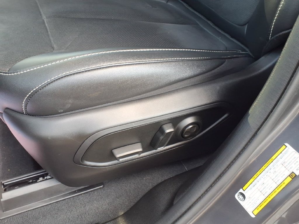 Used 2024 Jeep Grand Cherokee Altitude AWD/4WD image 19