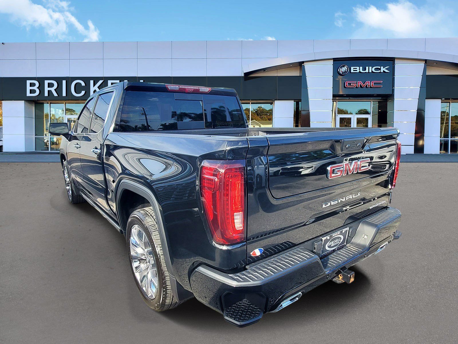 Used 2026 GMC Sierra 1500 Denali AWD/4WD image 4
