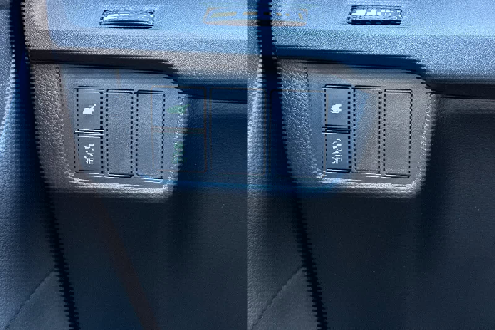 Certified 2025 Honda CR-V Sport-L image 31