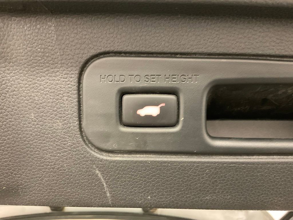 Used 2023 Honda Pilot Touring image 28