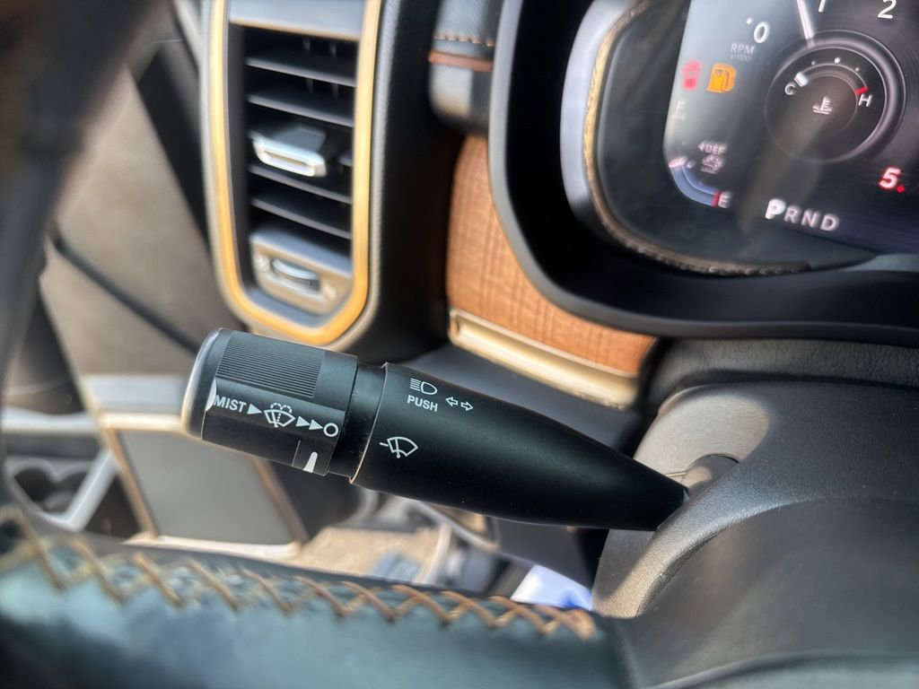 Used 2023 RAM 2500 Limited AWD/4WD image 21