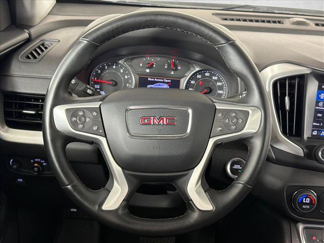Used 2024 GMC Terrain SLT AWD/4WD image 24