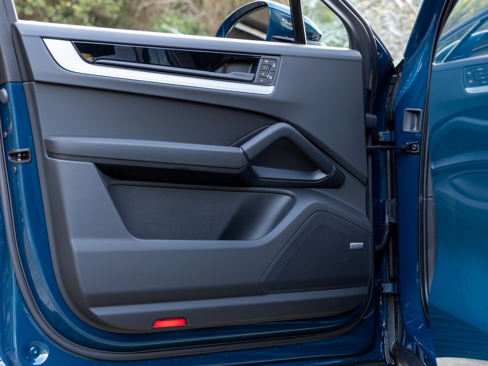 New 2026 Porsche Cayenne Coupe image 21