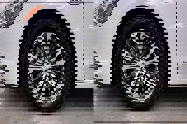 Used 2017 Buick LaCrosse Essence w/ Sights and Sounds Package image 10