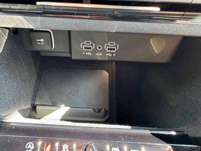 New 2025 Jeep Wagoneer L Series II w/ Premium Group I image 31