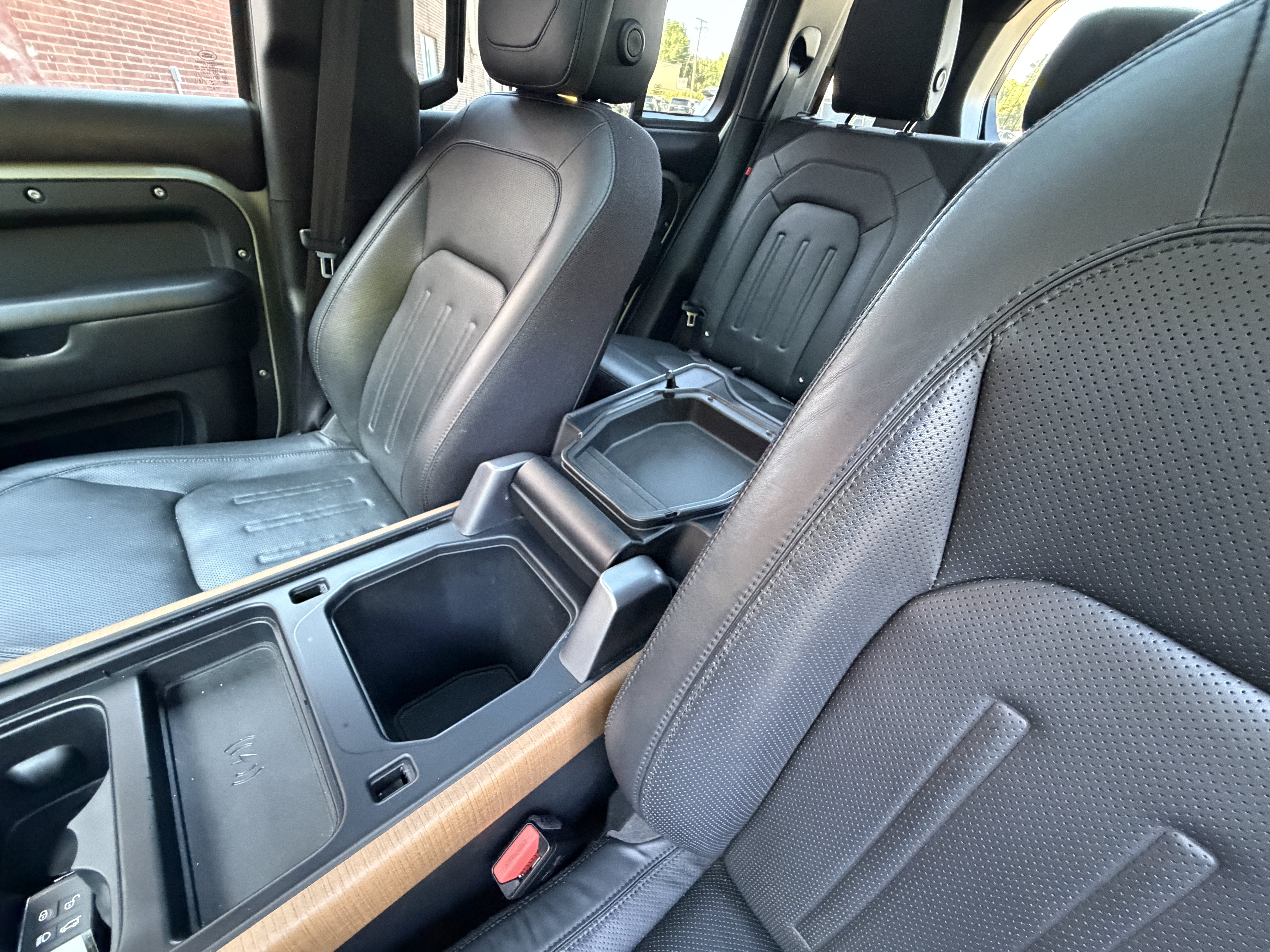 Used 2021 Land Rover Defender 110 X AWD/4WD image 30