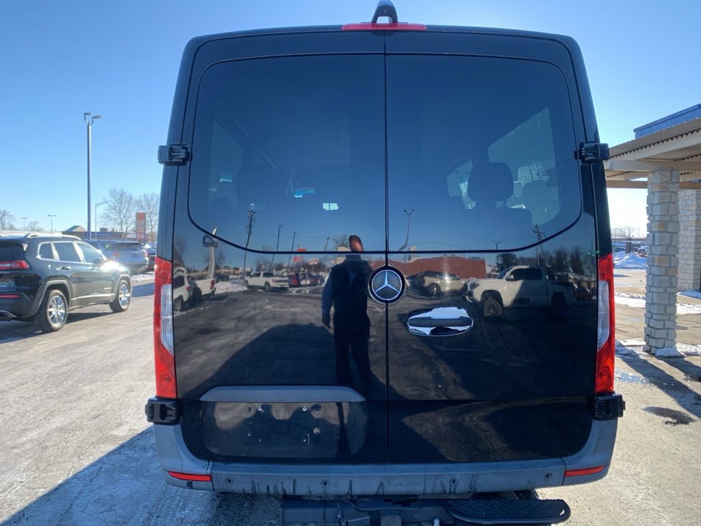 Used 2020 Mercedes-Benz Sprinter 2500 image 4