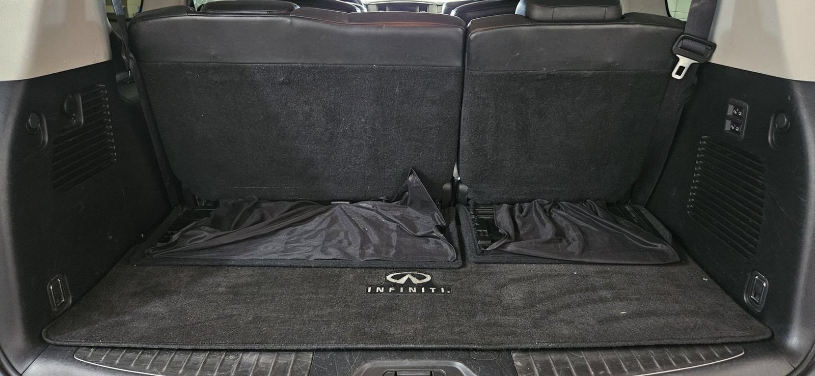 Used 2012 INFINITI QX56 4WD w/ Deluxe Touring Pkg image 20