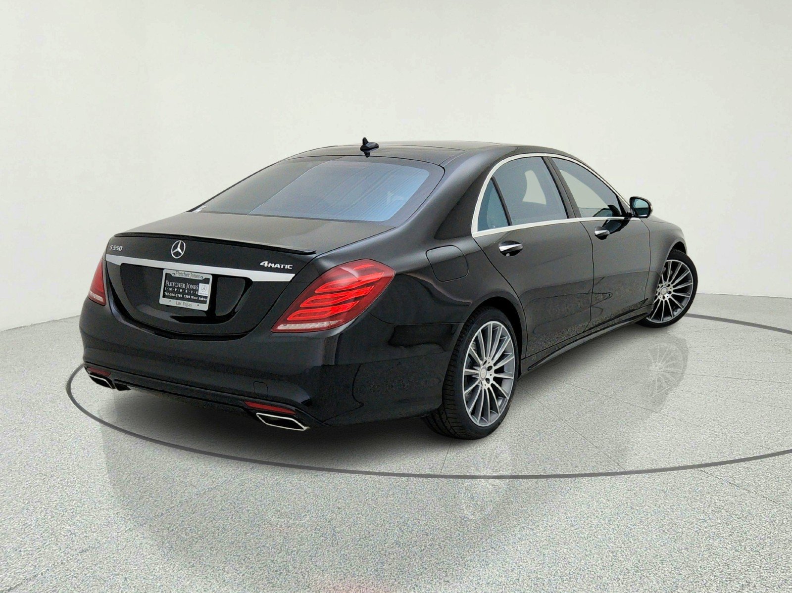 Used 2015 Mercedes-Benz S 550 4MATIC Sedan image 9