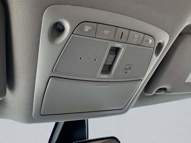 Used 2022 Nissan Maxima Platinum w/ Sport Mat Group image 35