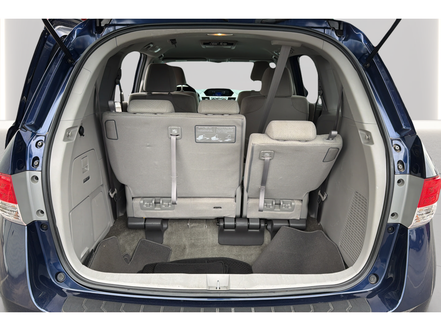 Used 2016 Honda Odyssey SE image 22