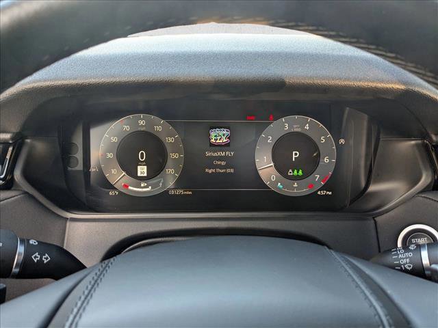 Used 2025 Land Rover Range Rover Velar Dynamic SE image 11