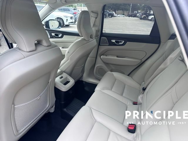 Certified 2026 Volvo XC60 T8 Ultra w/ Climate Package AWD/4WD image 21