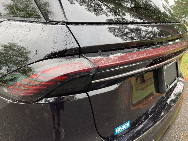 Used 2025 Lincoln Nautilus Premier w/ Equipment Group 102A image 13