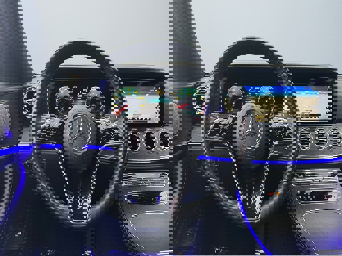 Used 2023 Mercedes-Benz E 350 Sedan image 11