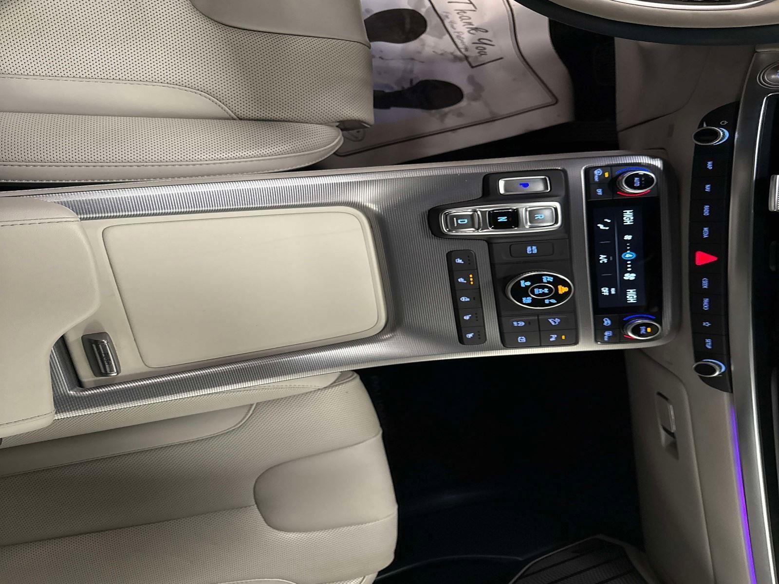 Used 2024 Hyundai Palisade Calligraphy image 24