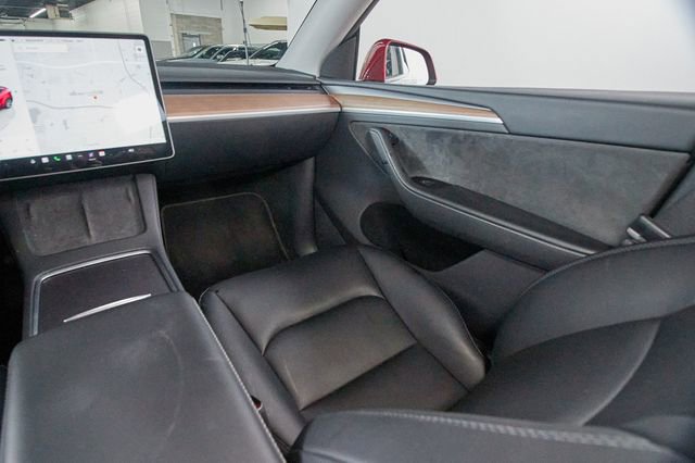 Used 2024 Tesla Model Y Long Range image 8