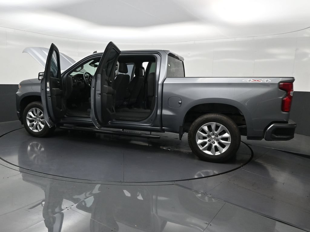 Used 2022 Chevrolet Silverado 1500 Custom w/ Safety Confidence Package AWD/4WD image 34