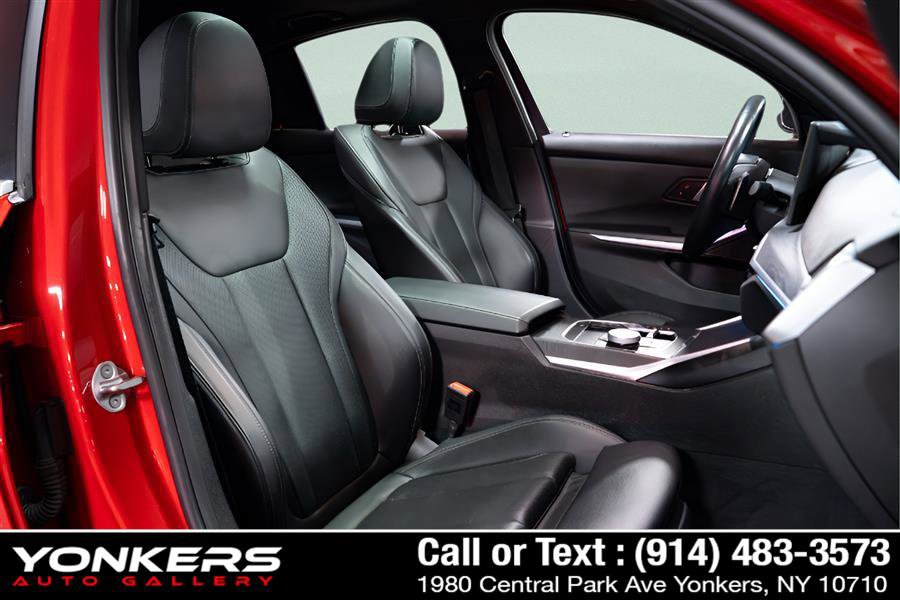 Used 2024 BMW 330i xDrive Sedan image 19