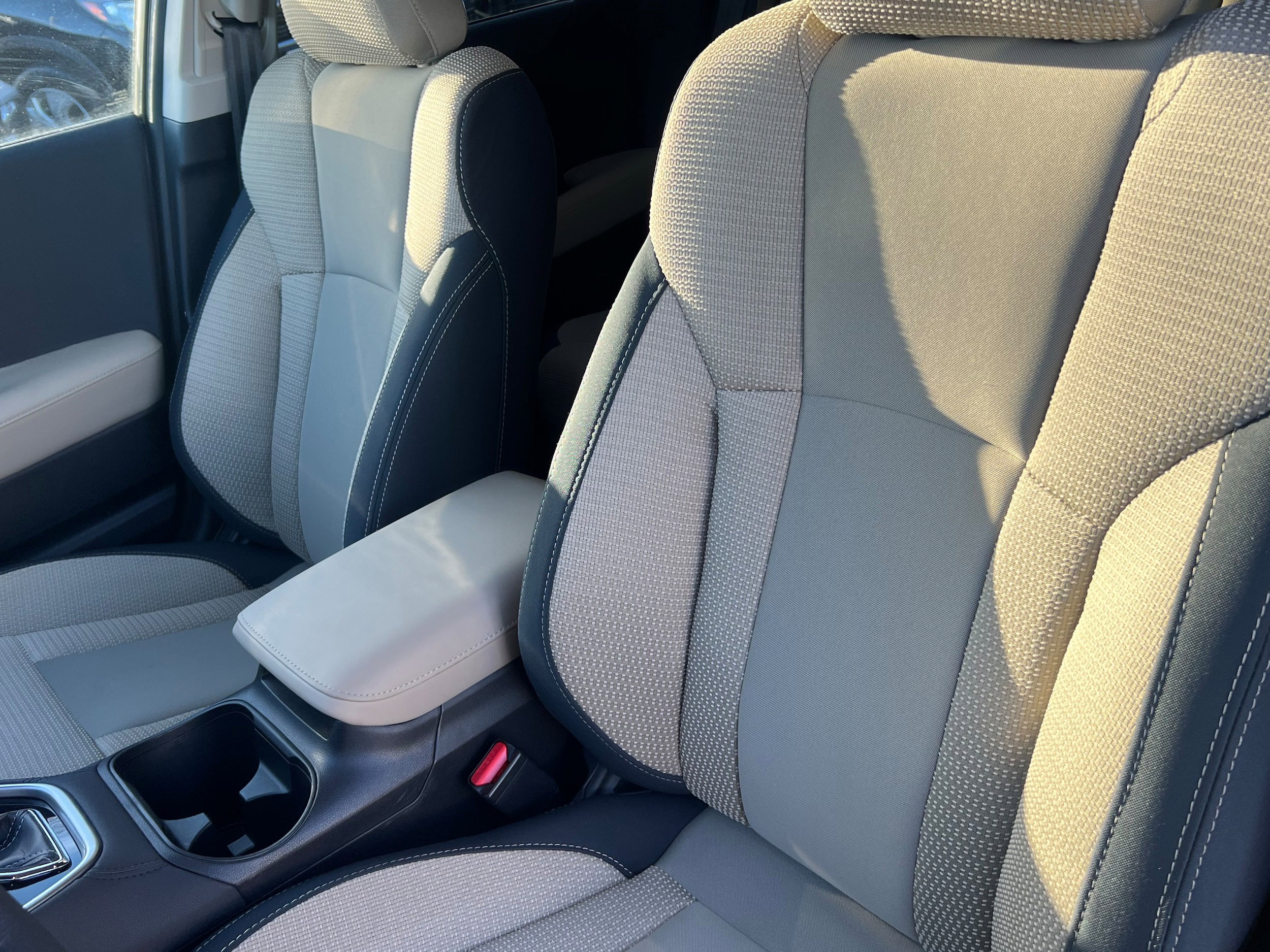 Used 2025 Subaru Outback Premium w/ Popular Package #1A image 18