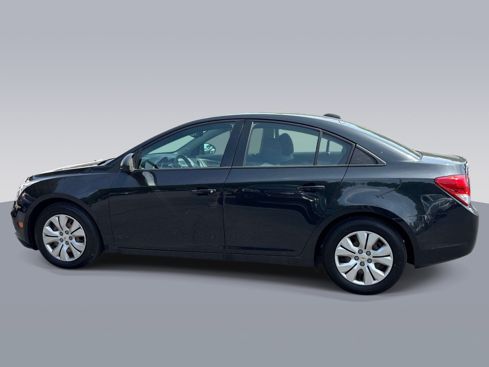 Used 2016 Chevrolet Cruze LS FWD image 4