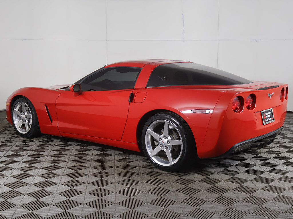 Used 2006 Chevrolet Corvette Coupe w/ Preferred Equipment Group RWD image 5