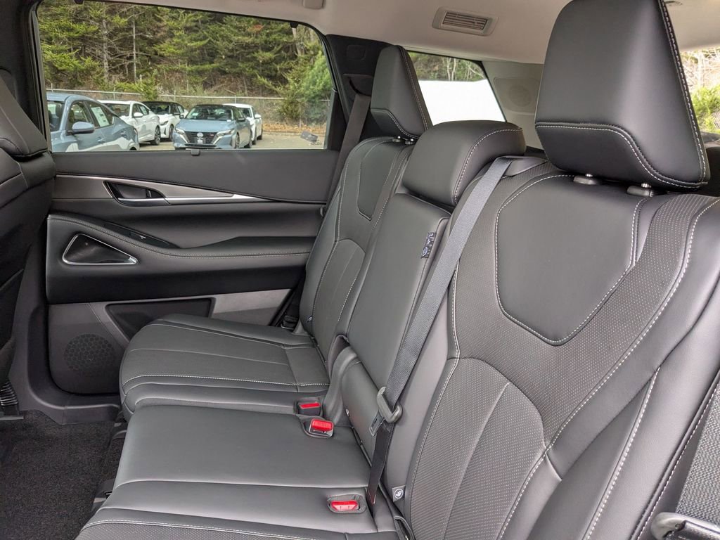 New 2026 INFINITI QX60 Luxe image 25