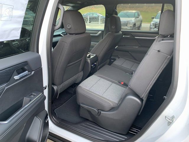 New 2026 GMC Acadia Elevation image 14