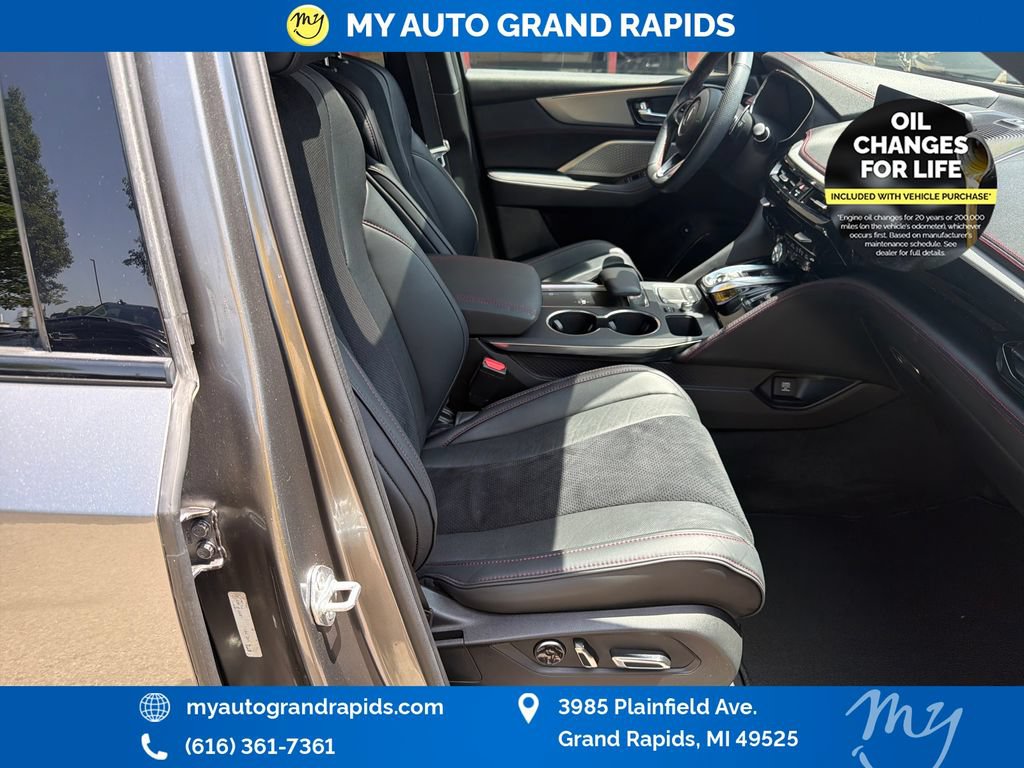 Used 2022 Acura MDX A-Spec AWD/4WD image 24
