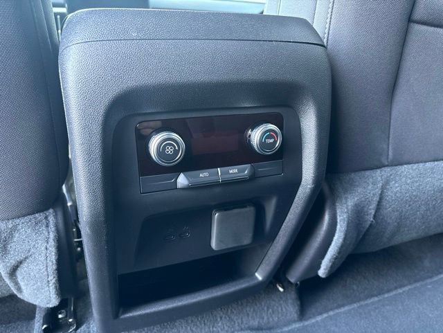Used 2025 GMC Acadia Elevation FWD image 15