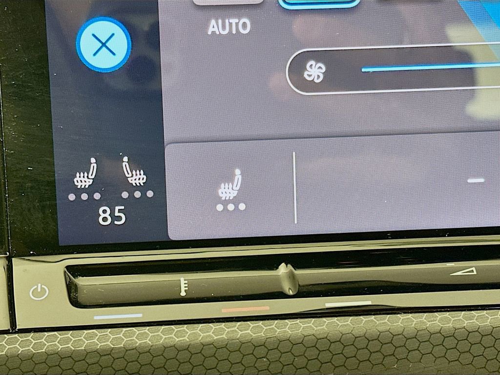 Used 2023 Volkswagen GTI SE image 28