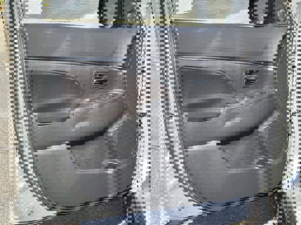 Used 2025 Mitsubishi Outlander Sport ES image 22