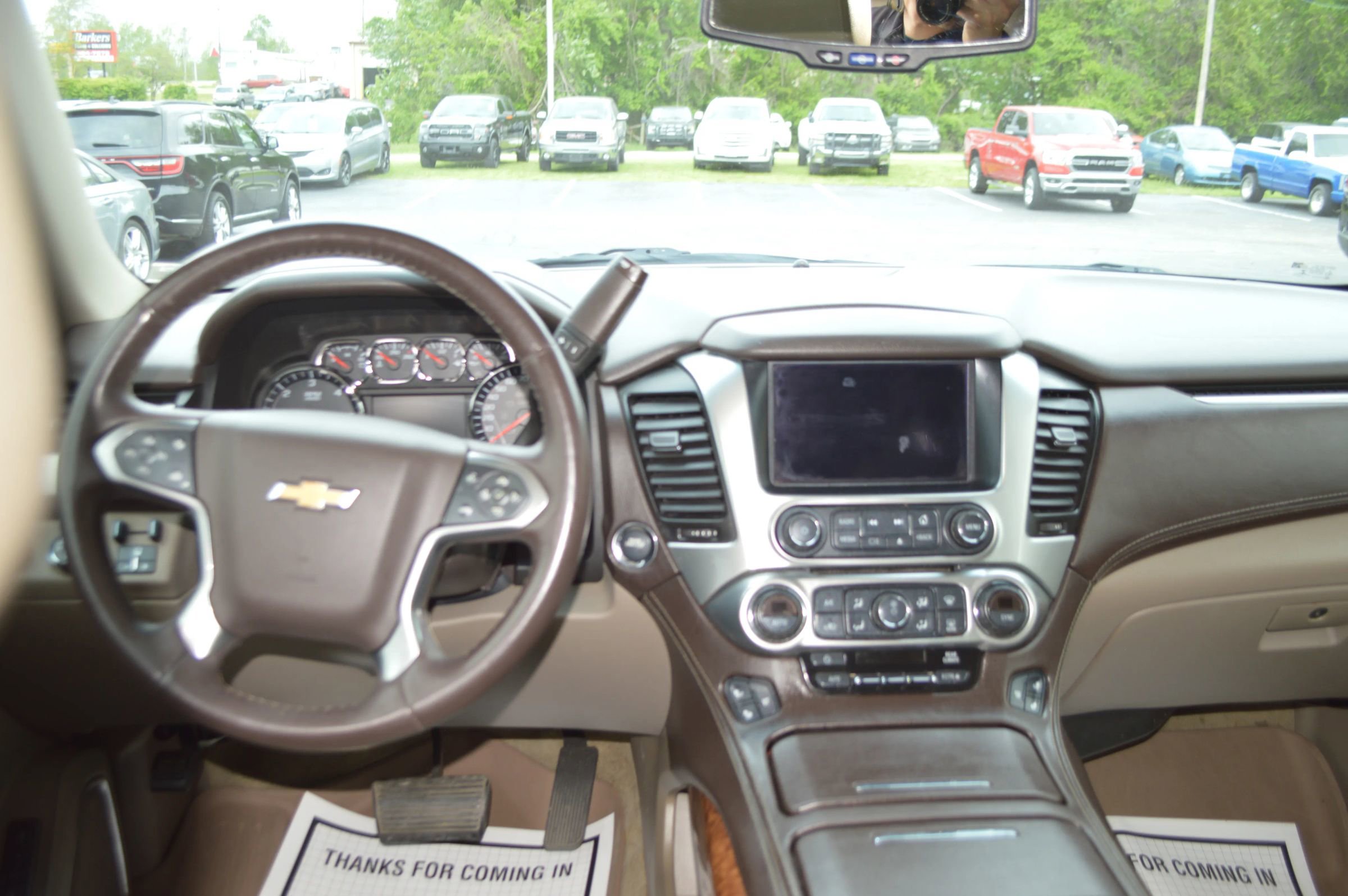 Used 2015 Chevrolet Suburban LTZ AWD/4WD image 17