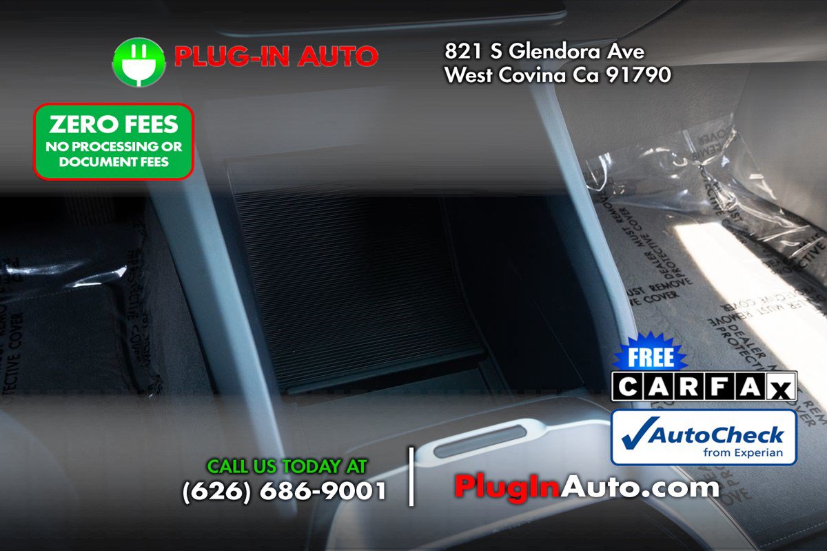 Used 2025 Lucid Air Pure RWD image 34