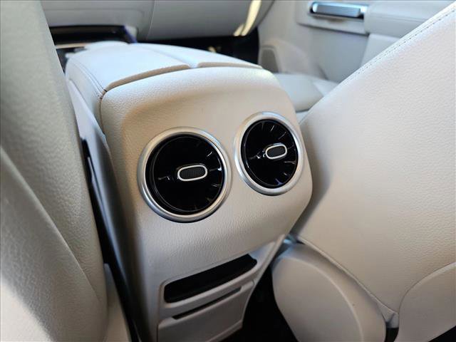 Used 2021 Mercedes-Benz GLB 250 image 16