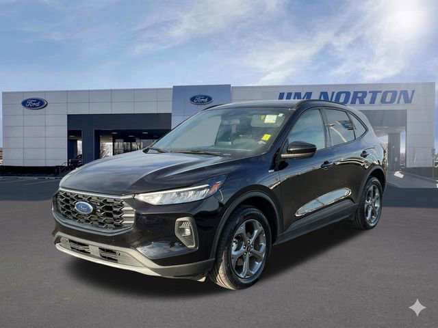 Used 2025 Ford Escape ST-Line Select AWD/4WD image 9