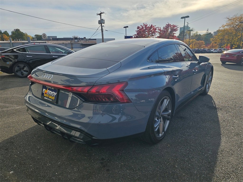Used 2022 Audi e-tron GT Premium Plus image 8