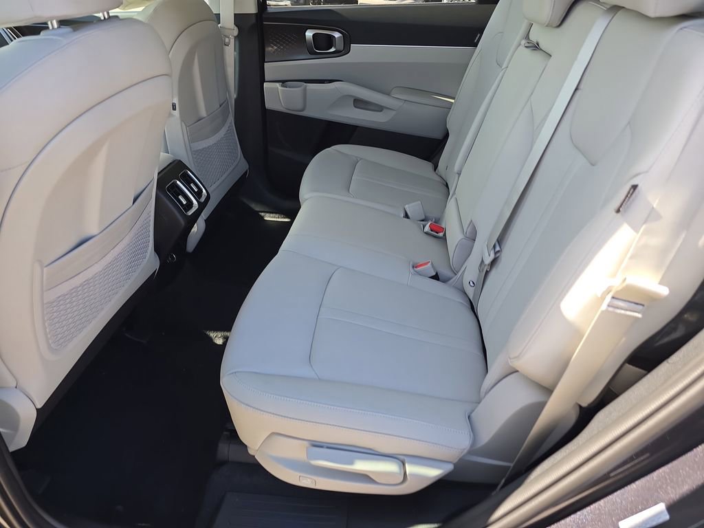 New 2026 Kia Sorento S image 16
