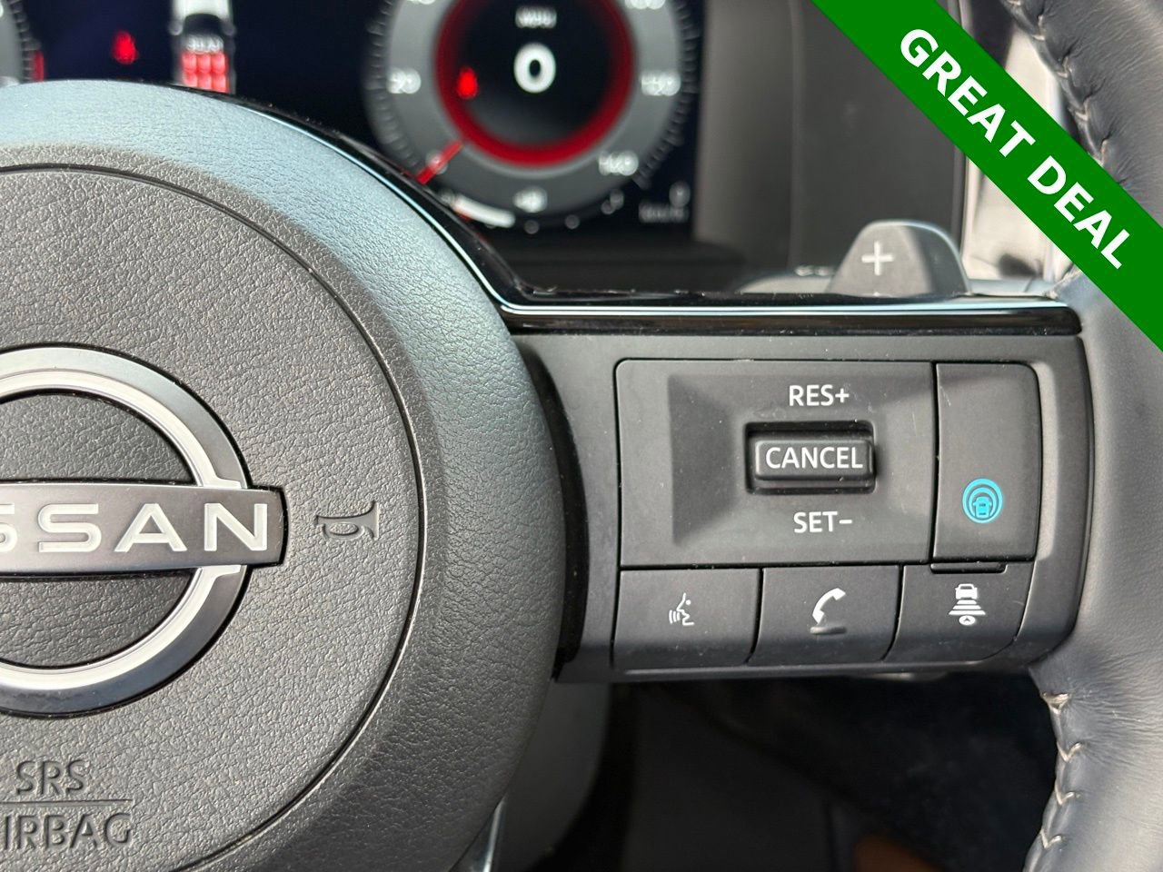 Used 2024 Nissan Pathfinder Platinum w/ Cargo Package image 20