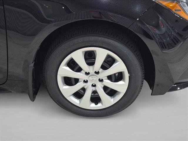New 2027 Toyota Corolla LE FWD image 9
