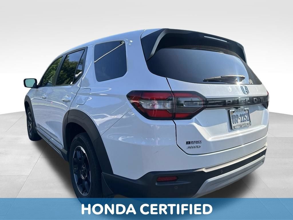 Used 2025 Honda Pilot EX-L image 4