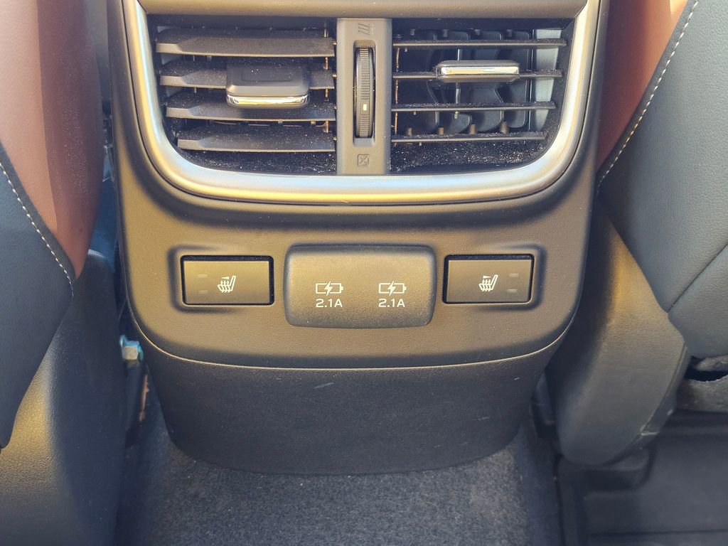 Used 2020 Subaru Outback Touring w/ Popular Package #2 image 17