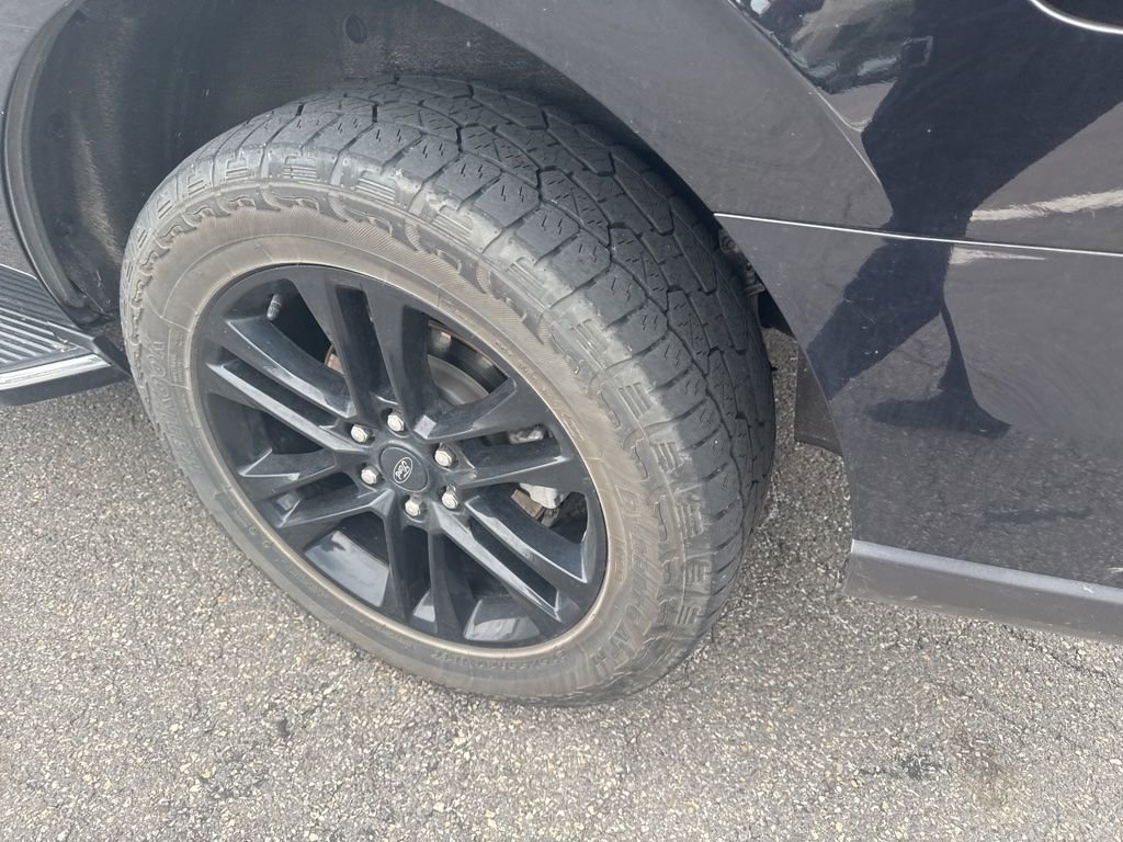 Used 2023 Ford Expedition XLT AWD/4WD image 8