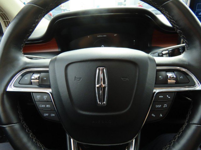 Certified 2022 Lincoln Nautilus Reserve w/ Luxury Package image 27